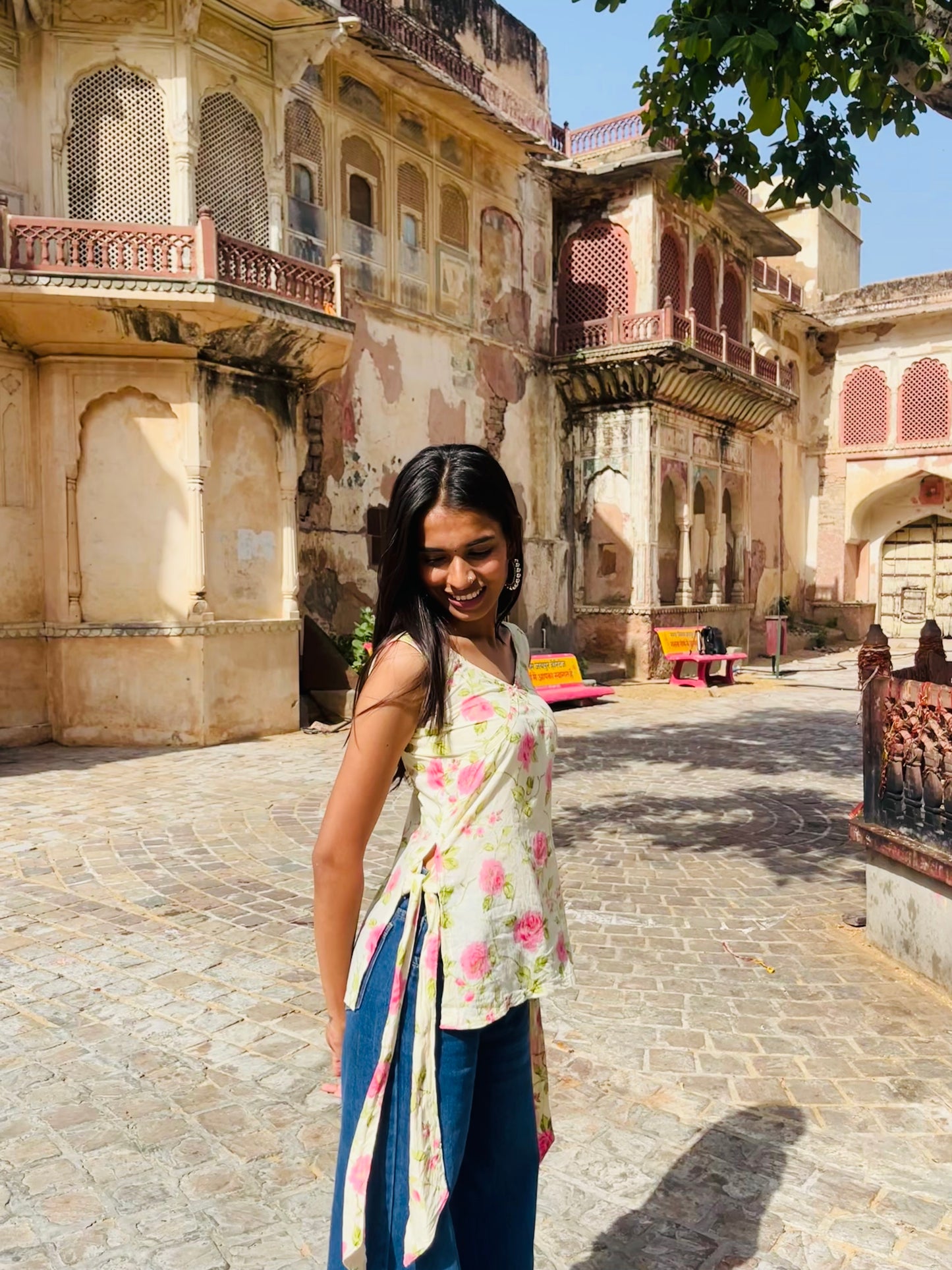 Suhani Kurti