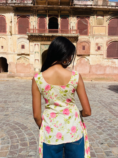 Suhani Kurti