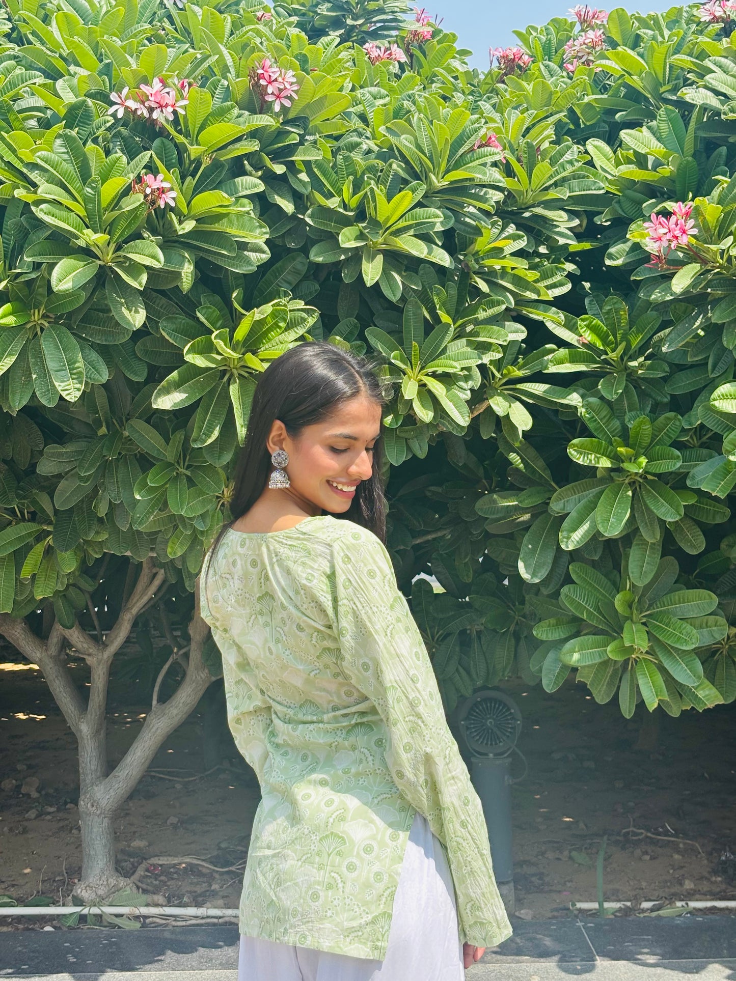 Nishaan Vrinda Short Kurti Pastel Green Scalloped Square Neck Long Sleeve